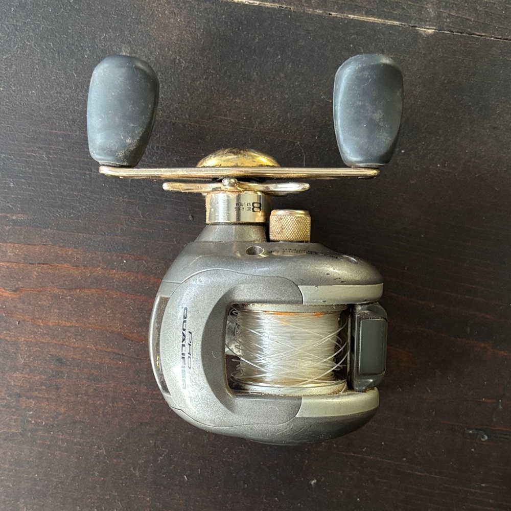 Bass Pro Shops Pro Qualifier 6.3:1 High Speed Right Hand Casting Reel